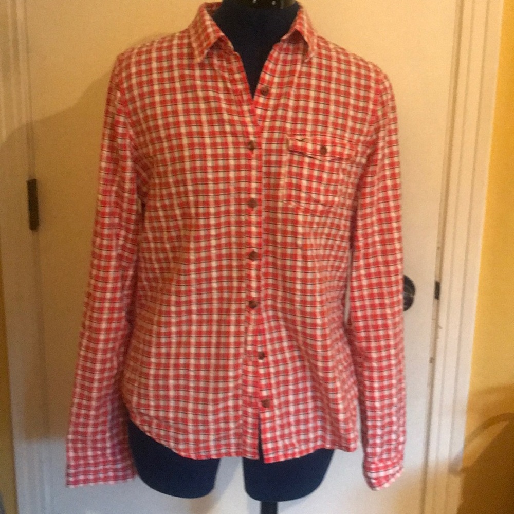 Hollister button down pocket long sleeve shirt